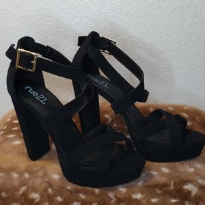 Suede black heels